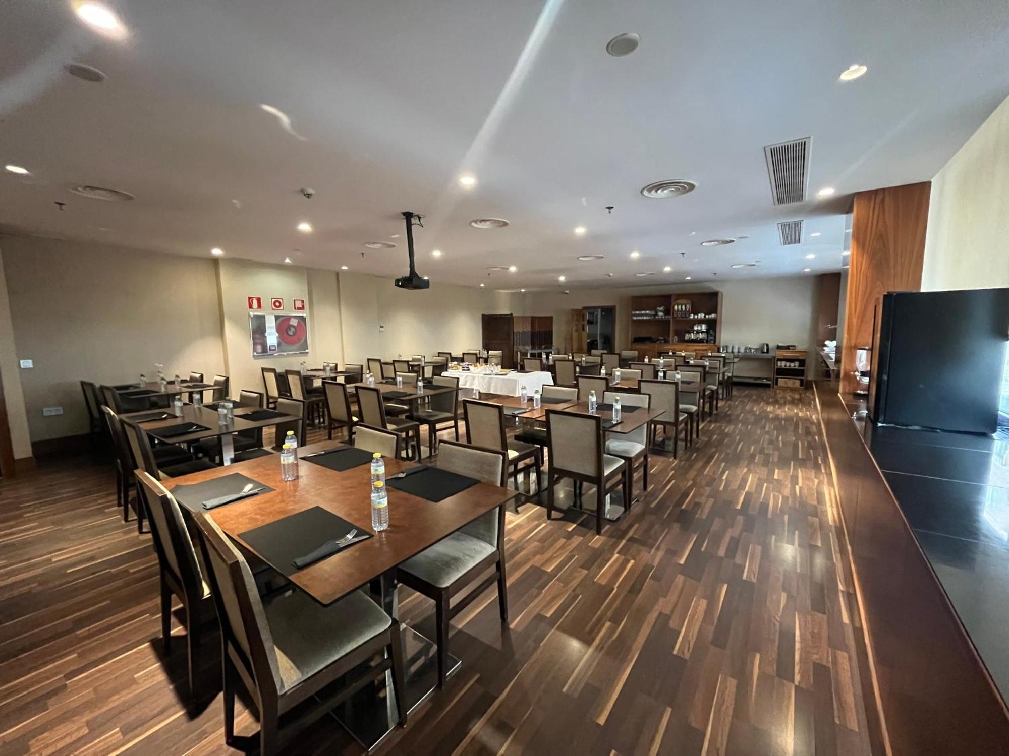 Hotel Santa Eulalia Puertollano Esterno foto